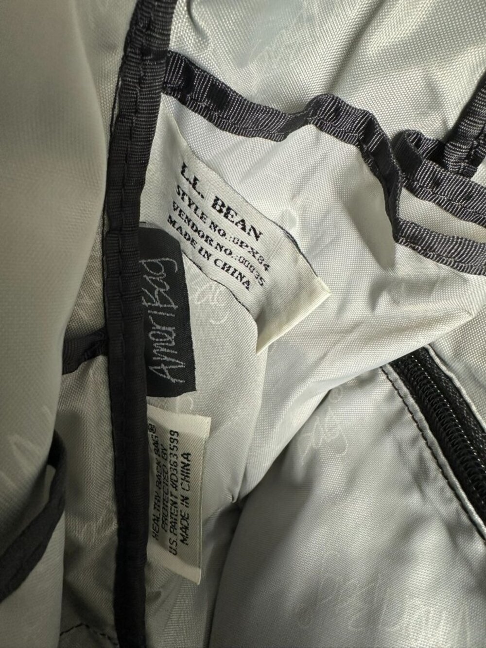 L.L.Bean AmeriBag Healthy Back Black Leather Sling Backpack Crossbody Travel Bag - Picture 8 of 8